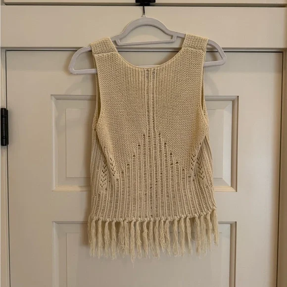 Jacqui E Beige fringe vest - Picture 2 of 3